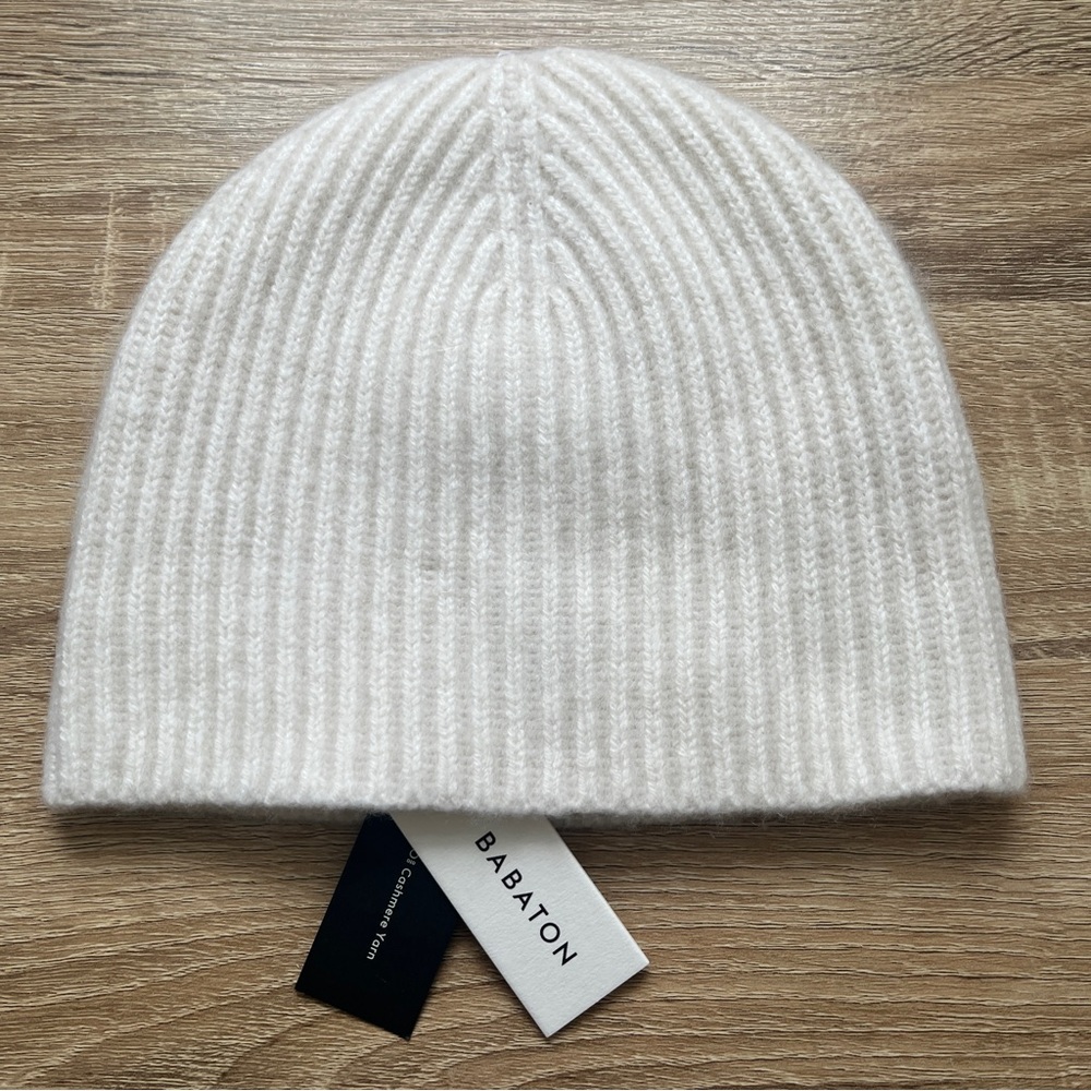 Aritzia Babaton 100% Cashmere Beanie Hat Cream Ivory Ribbed Knit NEW with Tags - Picture 10 of 13